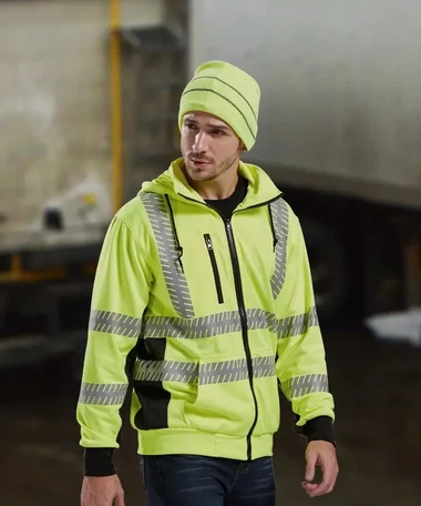 Si le gilet réfléchissant de sécurité est séché à l’extérieur au soleil, cela...