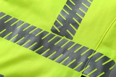 Comment les vêtements de sécurité réfléchissants respirent-ils par temps chaud ?