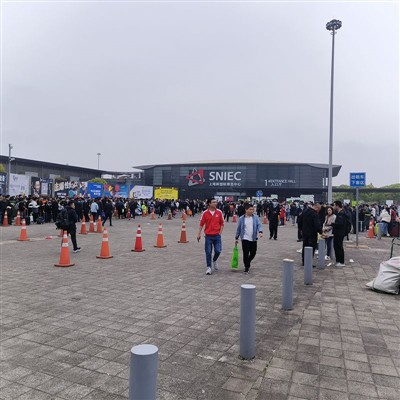 Méthodes d'entretien des t-shirts réfléchissants à séchage rapide