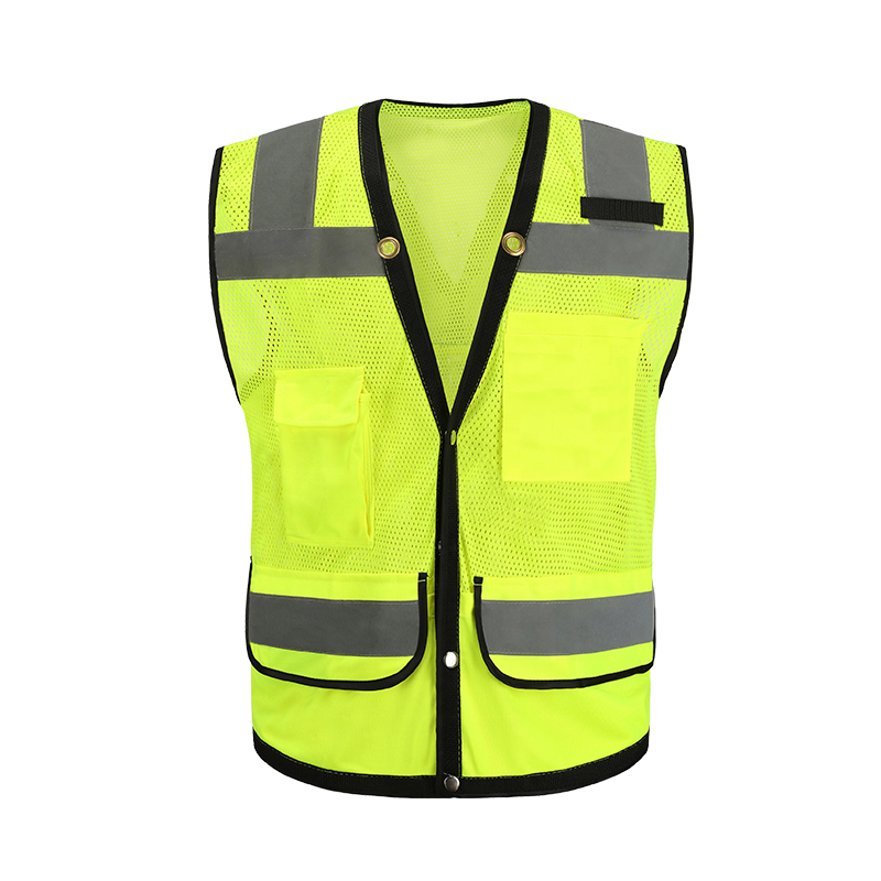 Conception de gilet de sécurité pour les géomètres